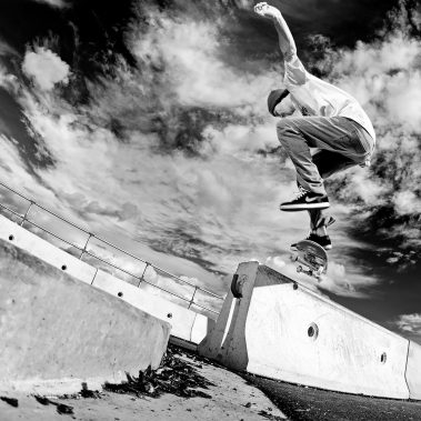 Dan Redmond - Switch Kickflip Noseslide